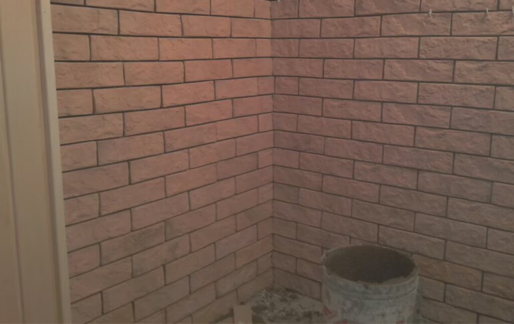 Облицовка клинкерным кирпичом, изоляция пола, фото 1